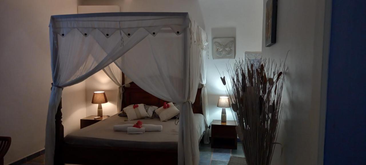 Villa Le Bord Bleu Le Moule Luaran gambar